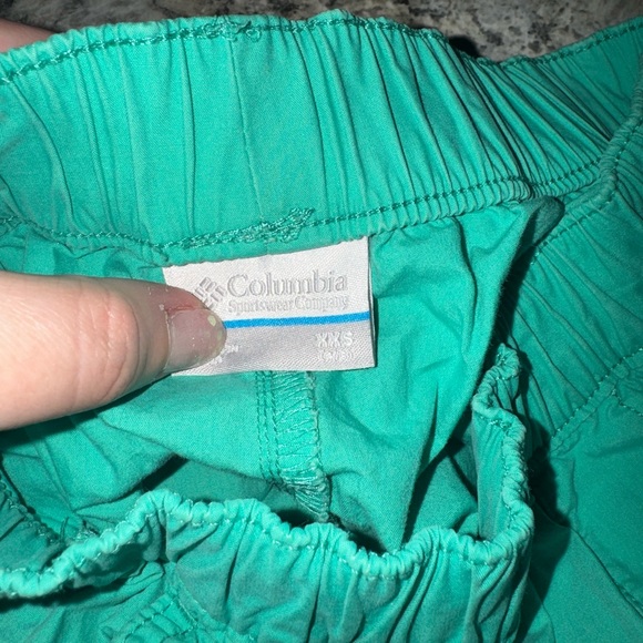 Columbia Teal Elastic Waist Shorts - Picture 3 of 4